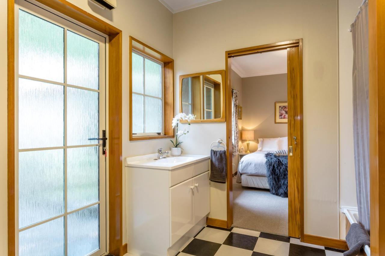 Silver Peaks Lodge Mosgiel Room photo